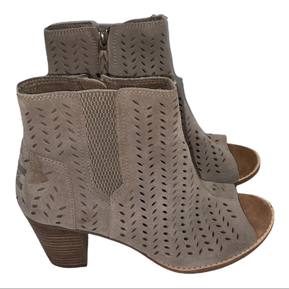 TOMS ankle boots